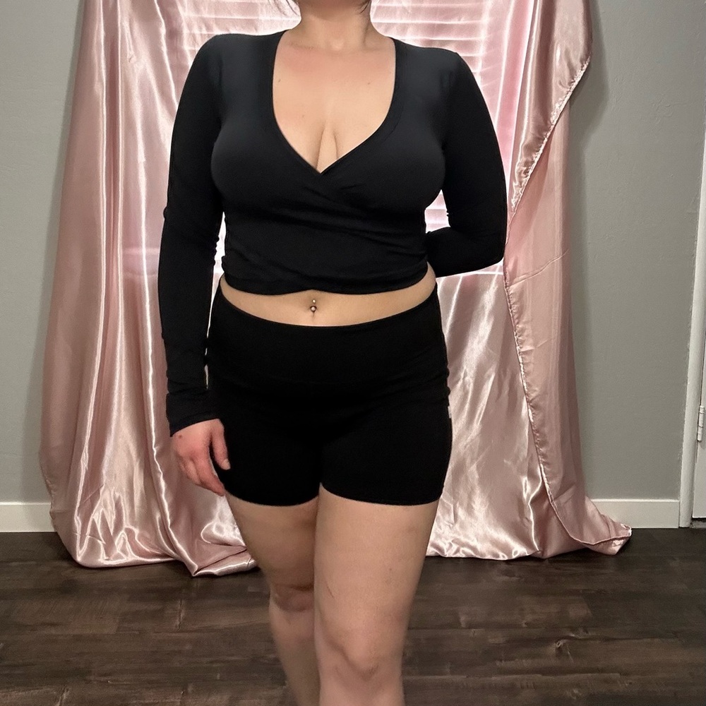 Athleta Long Sleeve Wrap Too